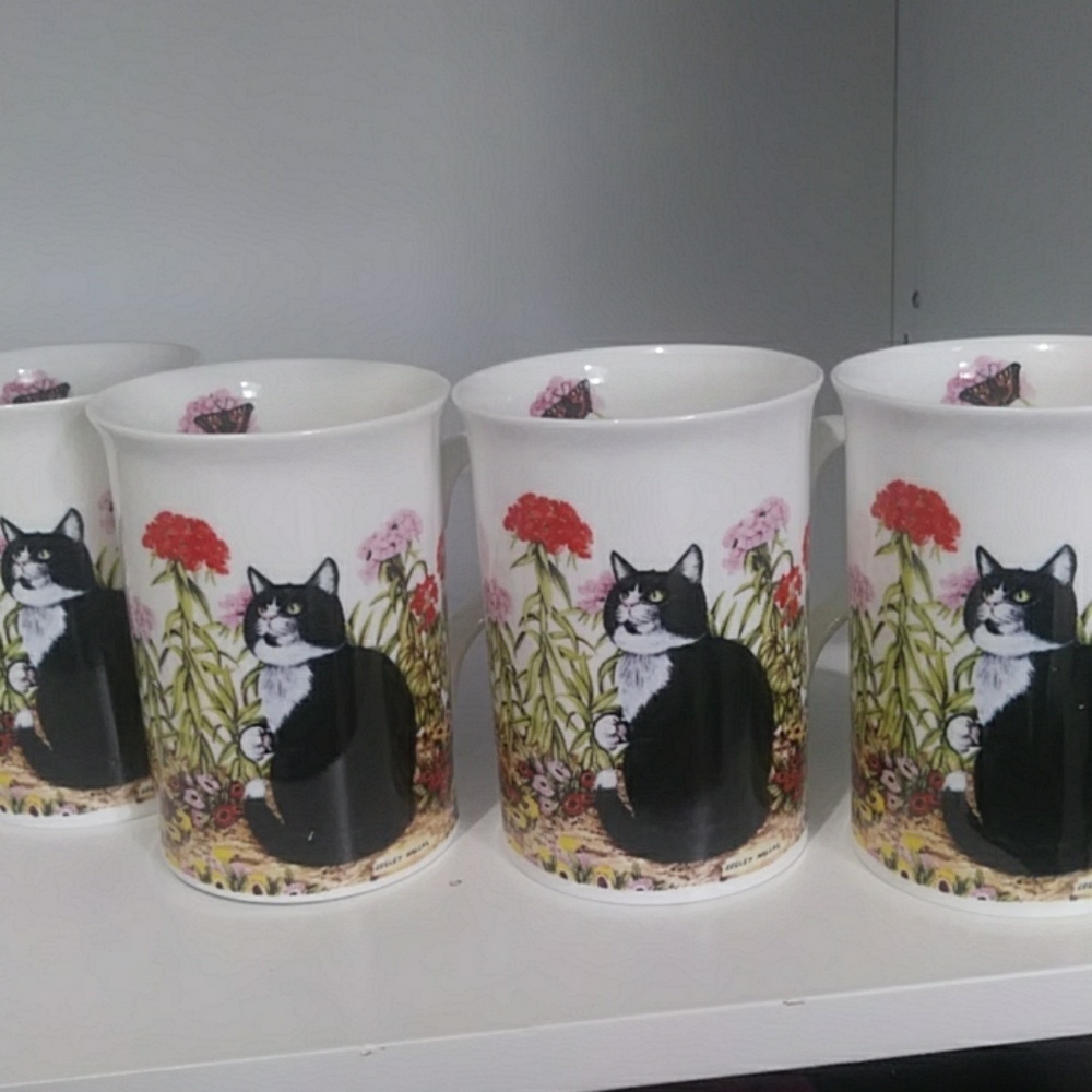 Vintage Black & White Tuxedo Cat Floral Ceramic Mugs SET OF 4